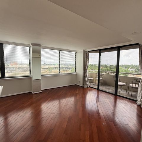 3525 Sage Road 716, Houston, TX 77056