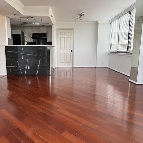 3525 Sage Road 716, Houston, TX 77056