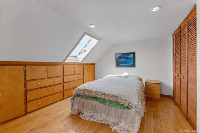 14610 13th Avenue, Whitestone, NY 11357