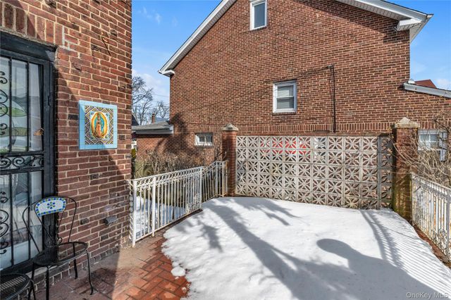 14610 13th Avenue, Whitestone, NY 11357