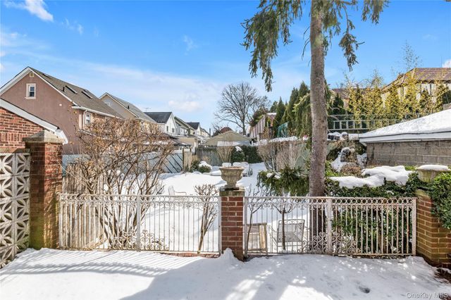 14610 13th Avenue, Whitestone, NY 11357