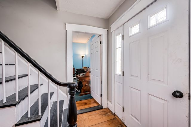 60 Batchelder Road, Raymond, NH 03077