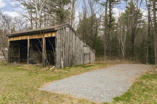 60 Batchelder Road, Raymond, NH 03077