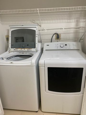 2371 NW 33rd St 711, Oakland Park, FL 33309