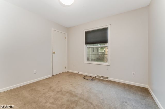 1180 4Th Ave, Alpha Boro, NJ 08865