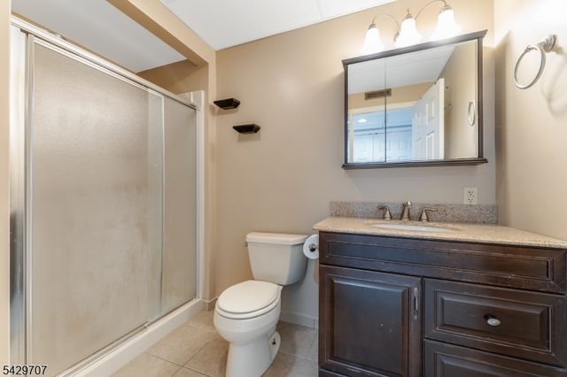 1180 4Th Ave, Alpha Boro, NJ 08865