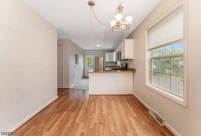 1180 4Th Ave, Alpha Boro, NJ 08865