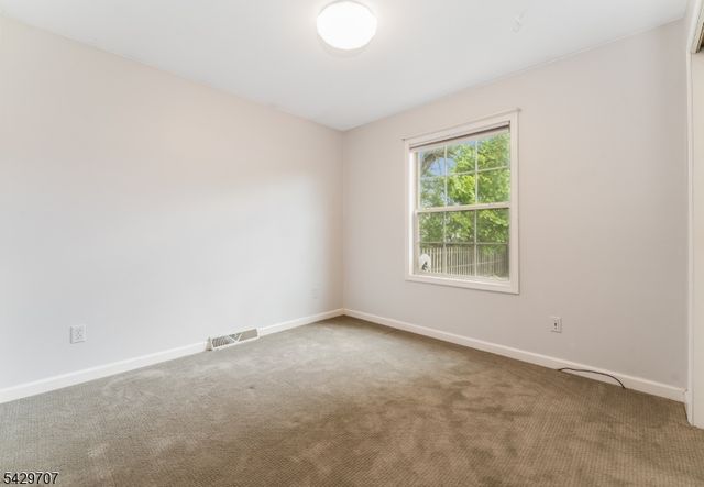 1180 4Th Ave, Alpha Boro, NJ 08865