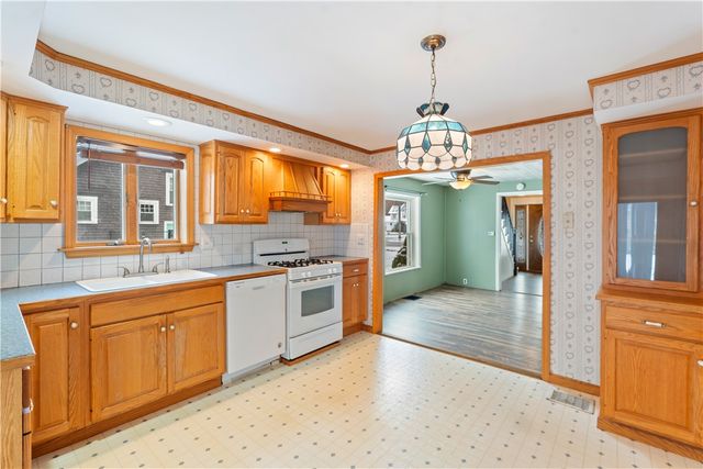 58 South Main Street, Avoca, NY 14809