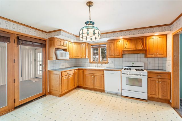 58 South Main Street, Avoca, NY 14809