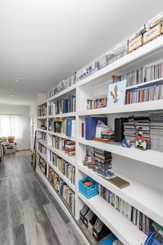 207 4th Avenue SE, Hillsboro, ND 58045