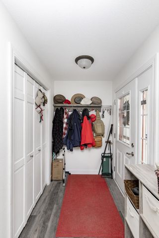 207 4th Avenue SE, Hillsboro, ND 58045