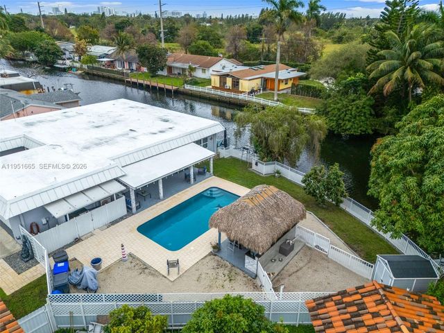 2918 Cleveland St, Hollywood, FL 33020