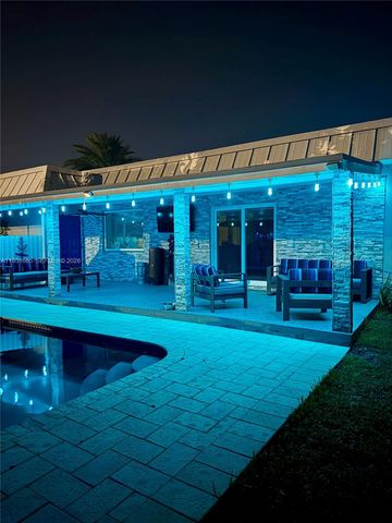 2918 Cleveland St, Hollywood, FL 33020