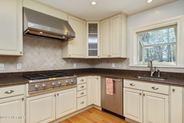 101 Dogwood Trail, Elizabeth City, NC 27909