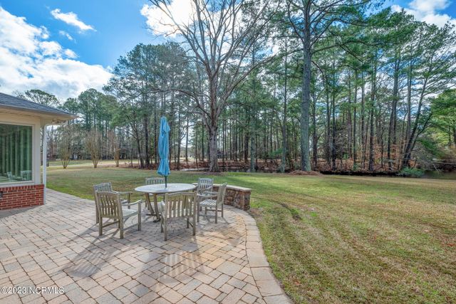101 Dogwood Trail, Elizabeth City, NC 27909