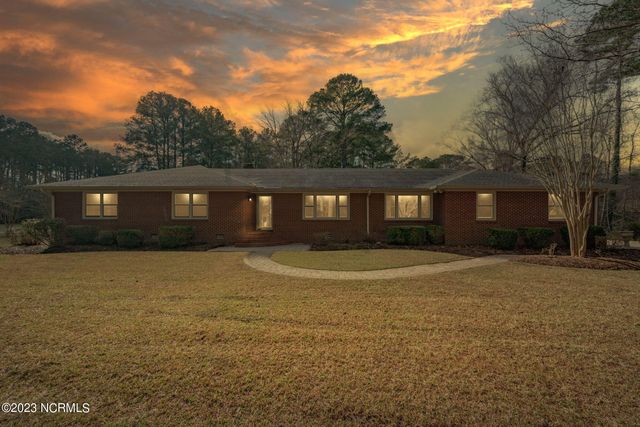 101 Dogwood Trail, Elizabeth City, NC 27909