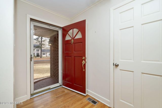 101 Dogwood Trail, Elizabeth City, NC 27909