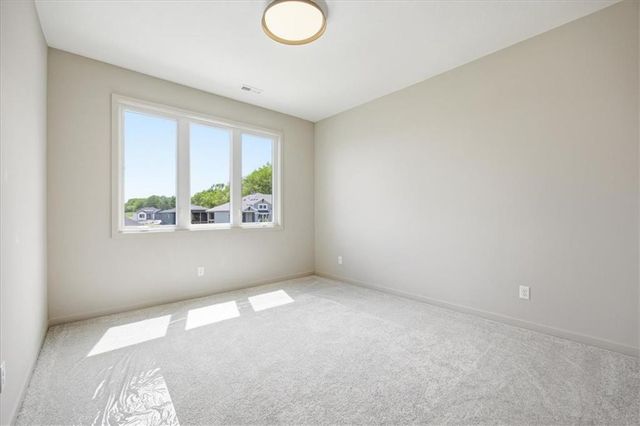 2230 SW Crown Drive, Lee's Summit, MO 64082