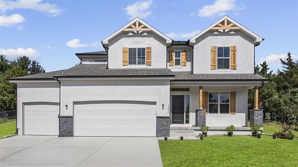 2230 SW Crown Drive, Lee's Summit, MO 64082