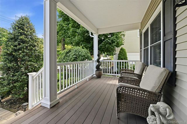227 Nassau Road, Huntington, NY 11743
