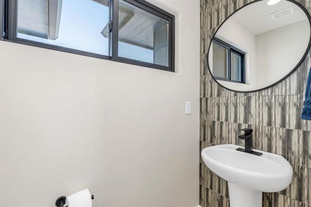 15911 W Sheriac St, Goddard, KS 67052