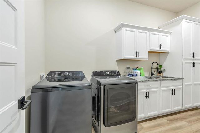 15911 W Sheriac St, Goddard, KS 67052