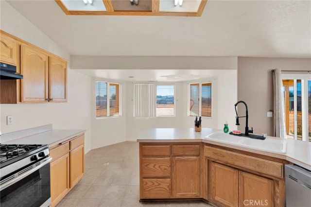 13475 Yakima, Apple Valley, CA 92308