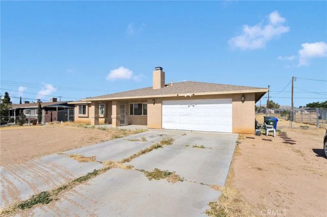 13475 Yakima, Apple Valley, CA 92308