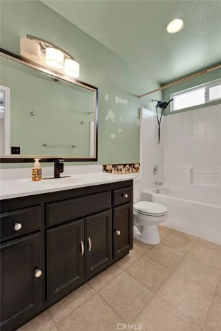 13475 Yakima, Apple Valley, CA 92308