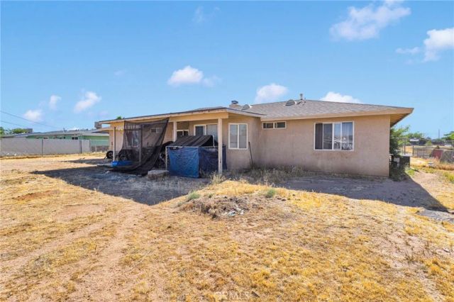 13475 Yakima, Apple Valley, CA 92308