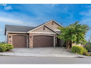 410 N Y St, Washougal, WA 98671