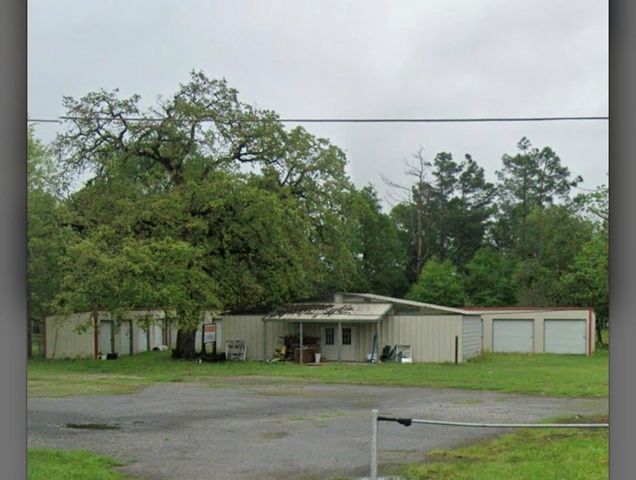 805 N Main Street, Jewett, TX 75846