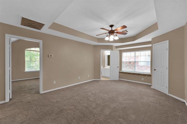 31 S Downy Willow Circle, The Woodlands, TX 77382