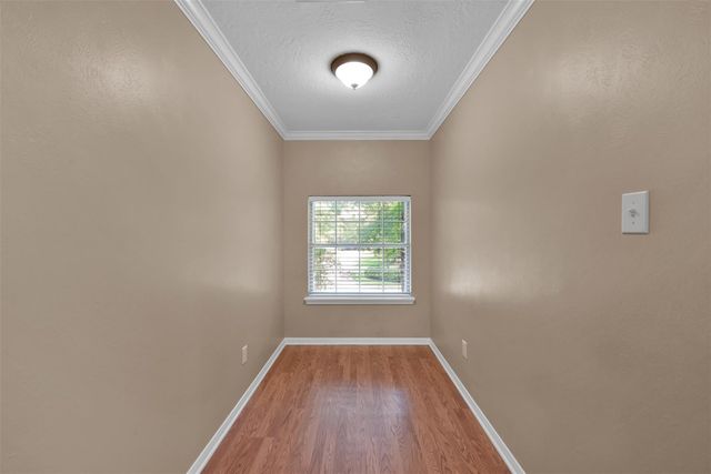 31 S Downy Willow Circle, The Woodlands, TX 77382