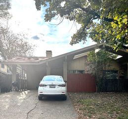 2605 Nina Circle, Grand Prairie, TX 75052