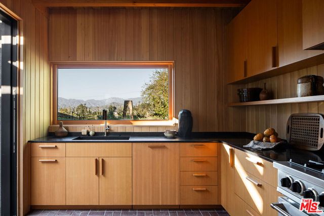 850 Rome Drive, Los Angeles, CA 90065