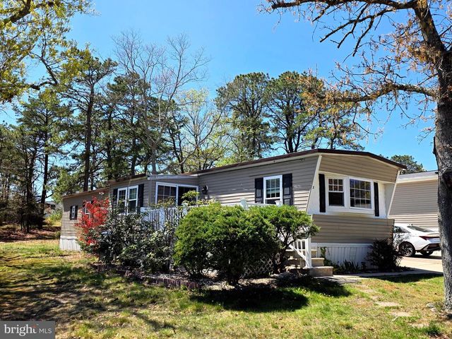 5 RUTH RD, Barnegat, NJ 08005