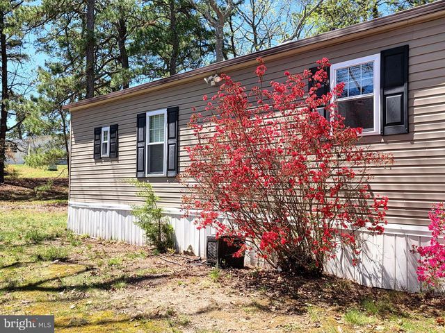 5 RUTH RD, Barnegat, NJ 08005