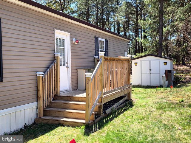 5 RUTH RD, Barnegat, NJ 08005