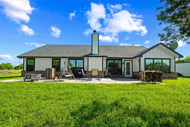 1026 Julia Court, Rio Vista, TX 76093