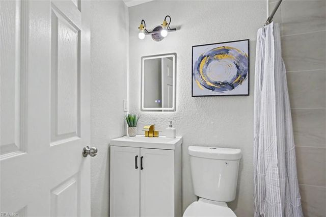 629 Chapel ST, Hampton, VA 23669
