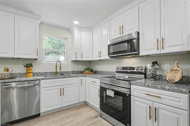 629 Chapel ST, Hampton, VA 23669