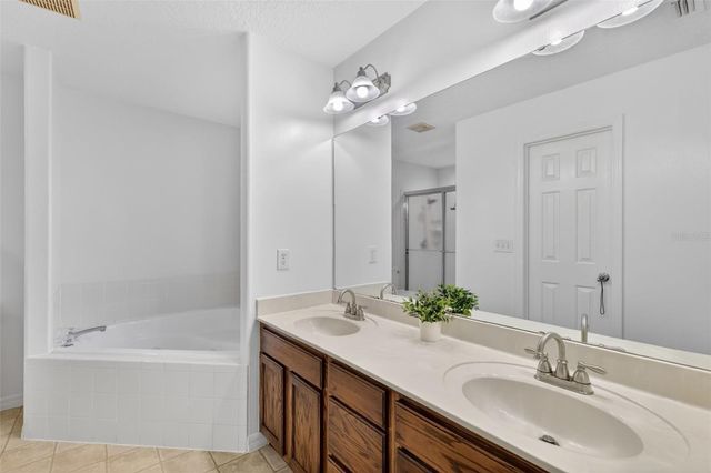 4943 TREASURE CAY ROAD, Tavares, FL 32778