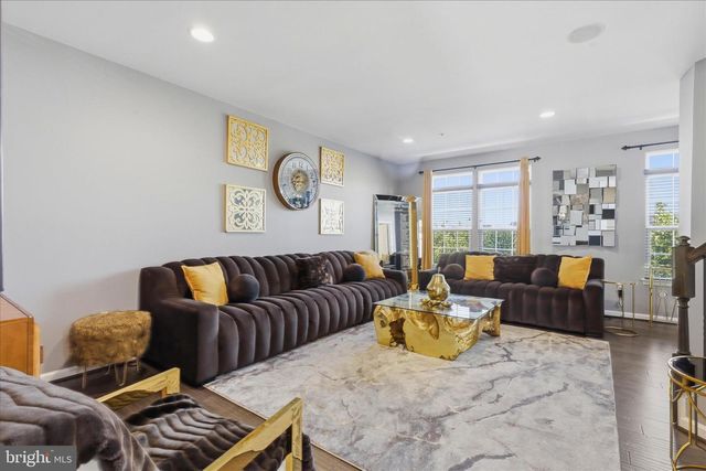 3608 WRIGHT TER NE, Washington, DC 20018