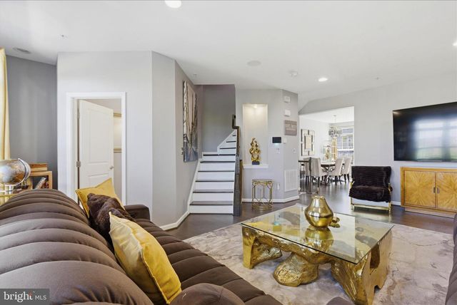 3608 WRIGHT TER NE, Washington, DC 20018