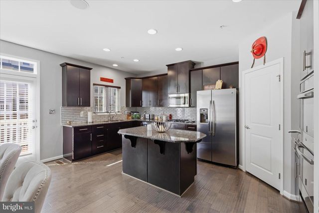 3608 WRIGHT TER NE, Washington, DC 20018