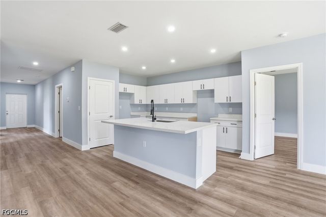 2720 NW 20th TER, Cape Coral, FL 33993