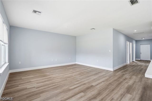 2720 NW 20th TER, Cape Coral, FL 33993