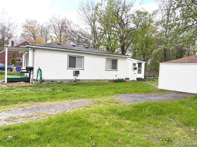 3313 Dallas Avenue, Warren, MI 48091